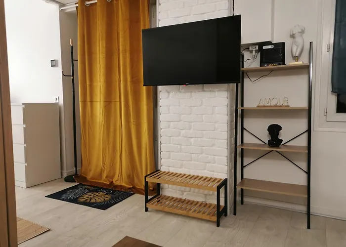 Cosy Avec * Корбей-Эссон